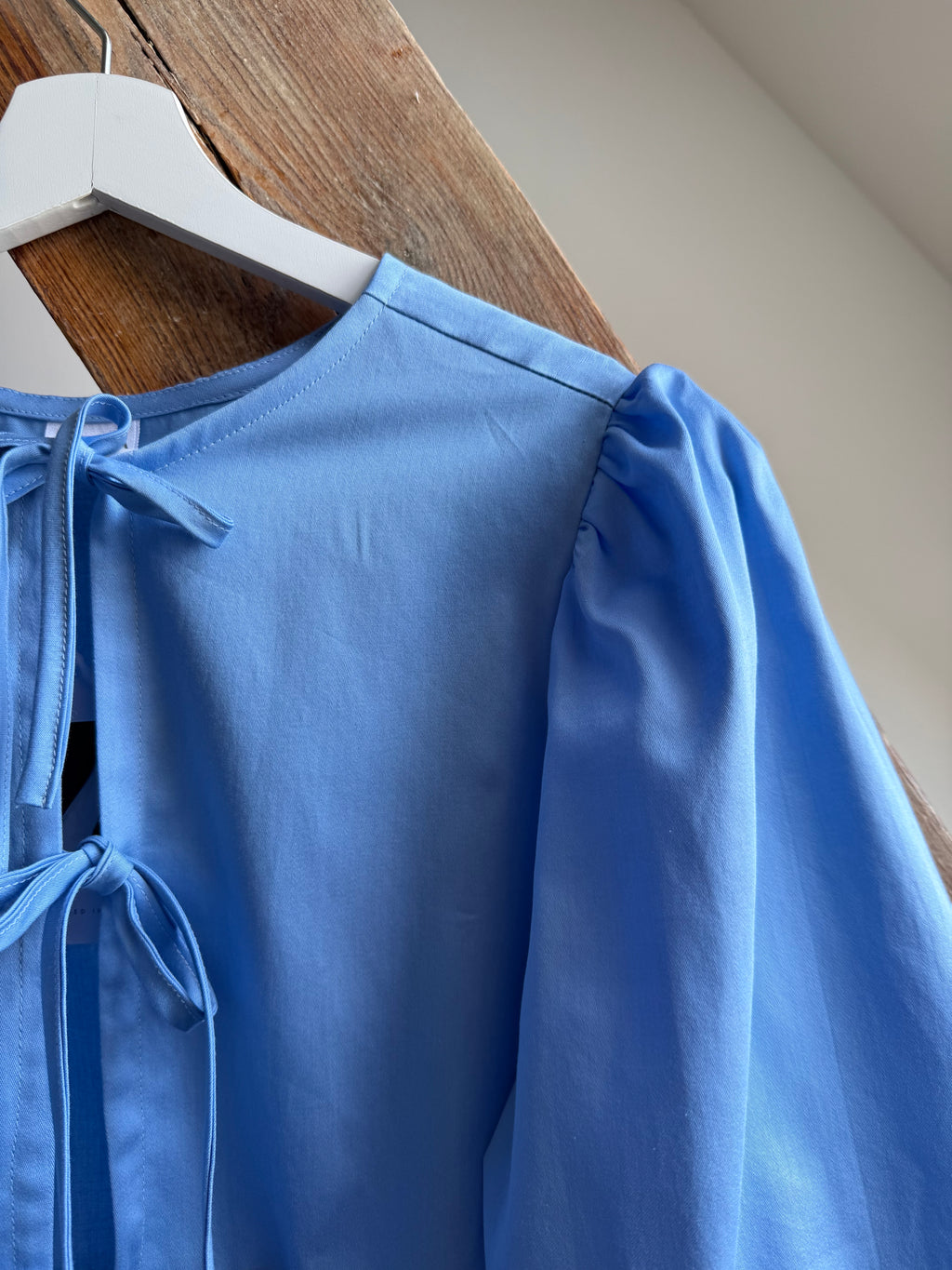 Olivia Blouse